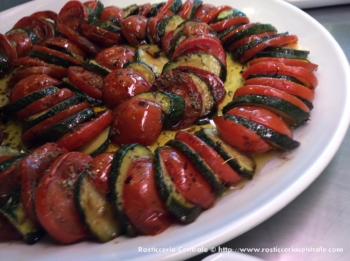 Zucchine e pomodoro al forno con aceto balsamico