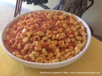 Gnocchi di patate con varie salse