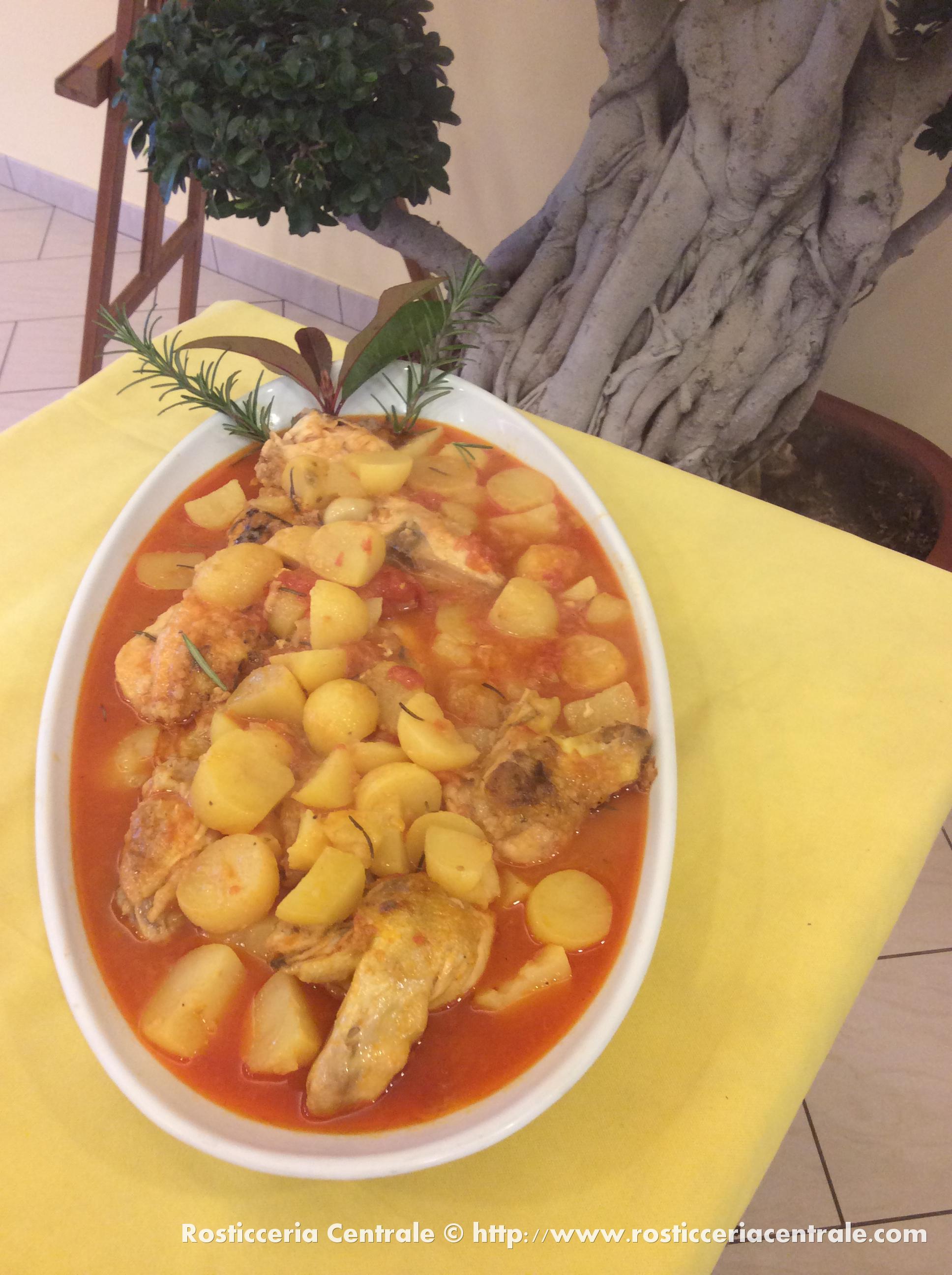 Pollo in umido con patate | Rosticceria Centrale
