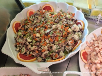 Insalata di mare (seppie, piovre, calamari)